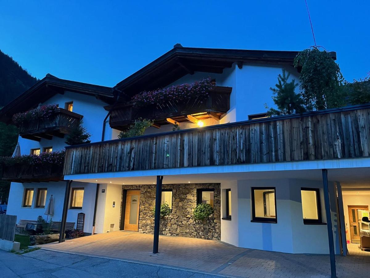 Ferienhaus Ragg Kaunertal Luaran gambar